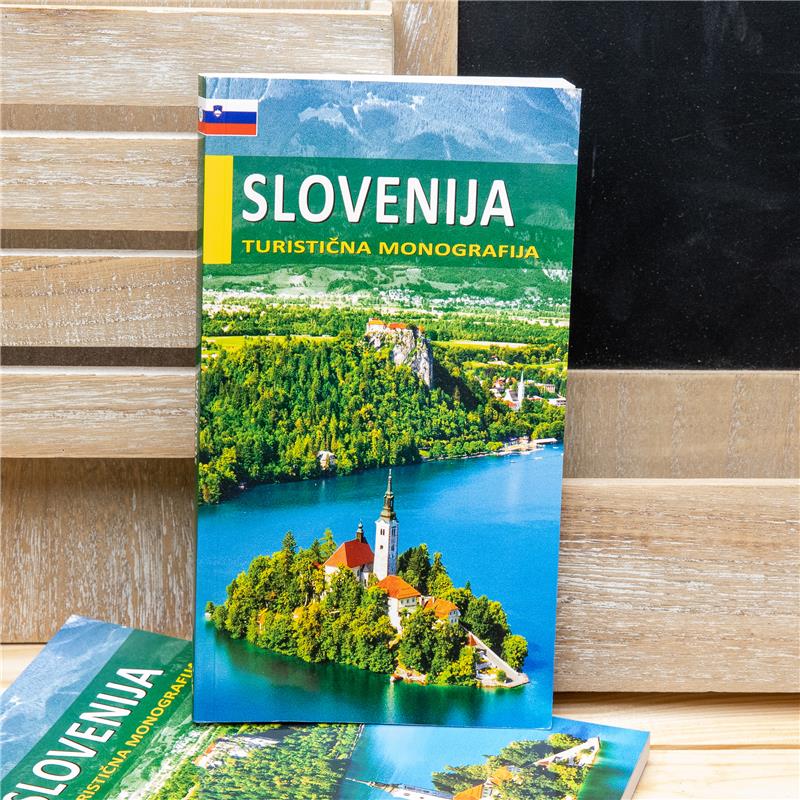 Vodič po Sloveniji v slovenskem jeziku, 180 strani